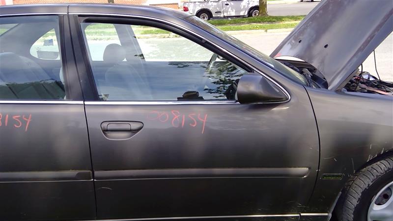 2001 NISSAN ALTIMA  00-01 (electric) R. W/keyless Entry (no Exterior Lock Cylinder) Door Assembly Front