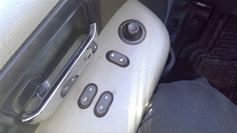 2004 FORD FORD F150 PICKUP  05-08 Driver's; Window (master) Regular Cab Front Door Switch
