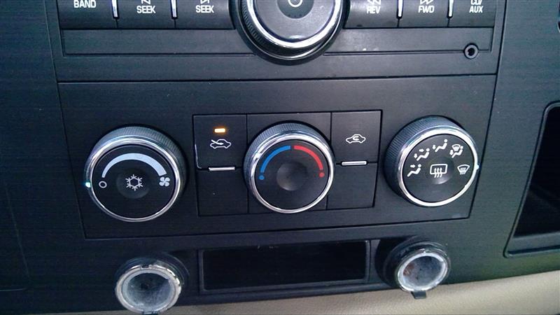 2007 GMC SIERRA 2500 PICKUP  08-09 W/AC Manual Control (opt C67) W/rear Defrost (opt C49) Temperature Control