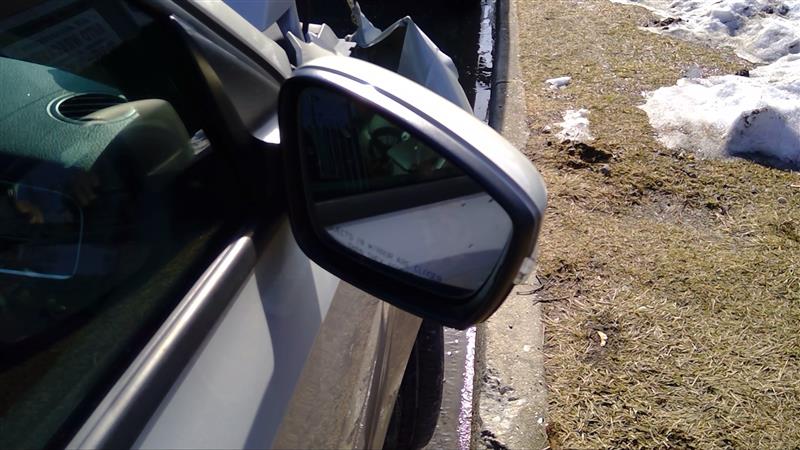 2011 VOLKSWAGEN JETTA  15-16 Power (manual Folding) (heated) W/turn Signal Lamp W/o Blind Spot Alert; R. Side View Mirror