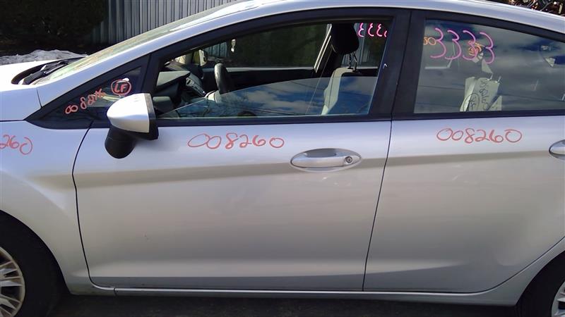 2016 FORD FIESTA  16-19 Manual Window L. W/o Keyless Entry Pad Door Assembly Front