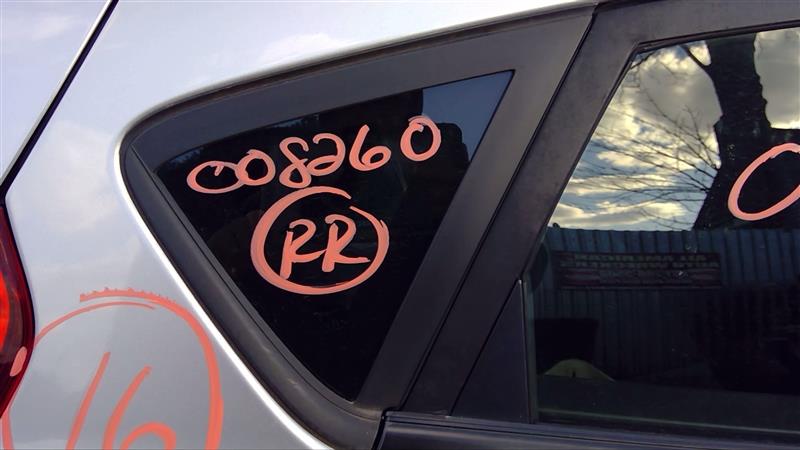 2016 FORD FIESTA  19 Hatchback (black Belt Moulding) R. Quarter Glass