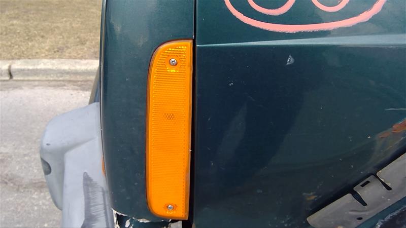 2000 JEEP CHEROKEE  97-01 Park Lamp-Turn Signal; Side Mounted L. Front Lamp