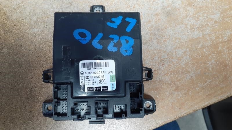 2007 MERCEDES-BENZ MERCEDES GL-CLASS  08 164 Type Door; GL550 Front Door L. ID 1648200385 Chassis Control Module