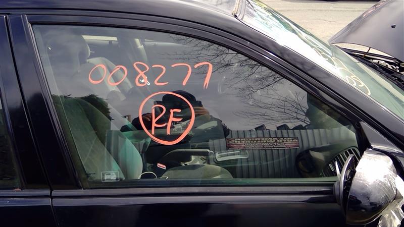 2005 HONDA CIVIC  05 Sdn Gasoline 2.0L Canada Market R. Door Glass Front