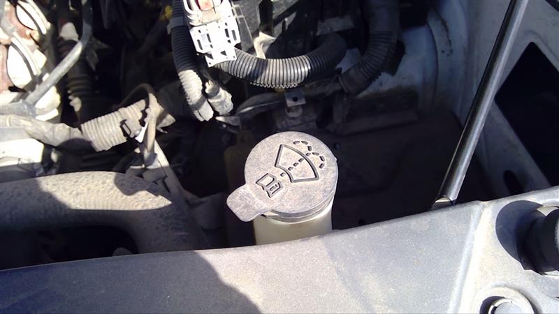 2014 CHEVROLET SILVERADO 1500 PICKUP  15 Thru 06/19/15 Wash Reservoir Assembly