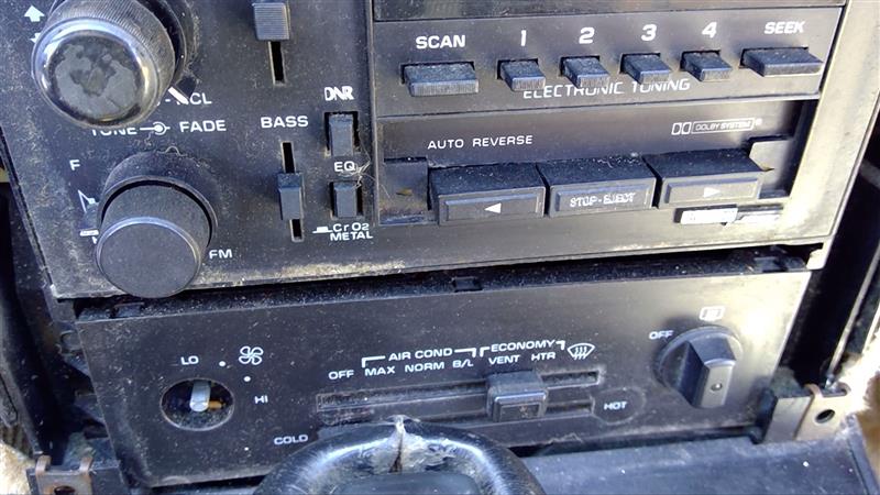 1985 CHEVROLET CORVETTE  89 Cpe Manual Temperature Control (opt C60) Temperature Control