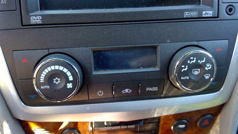 2007 CADILLAC SRX  07 Temperature Control