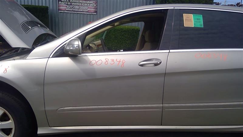 2007 MERCEDES-BENZ MERCEDES R-CLASS  08 251 Type; R550 L. Door Assembly Front
