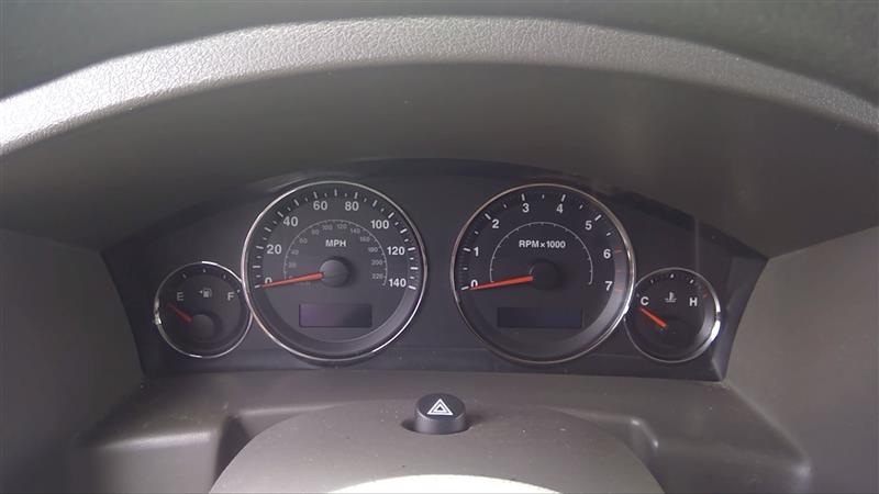 2006 JEEP COMMANDER  06 (cluster) 5.7L MPH Speedometer Head Cluster