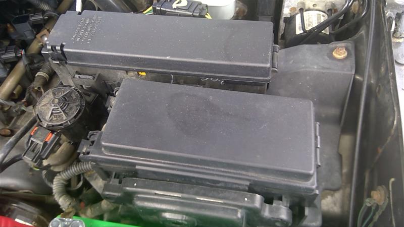 2006 JEEP COMMANDER  06 Power Supply; (totally Integrated Power Control) (includes Fuse Box) (engine Compartment) 4.7L W/o Tow Package Chassis Control Module