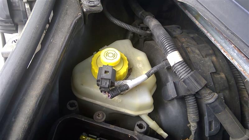 2004 PORSCHE PORSCHE CAYENNE  03-06 Brake Master Cylinder