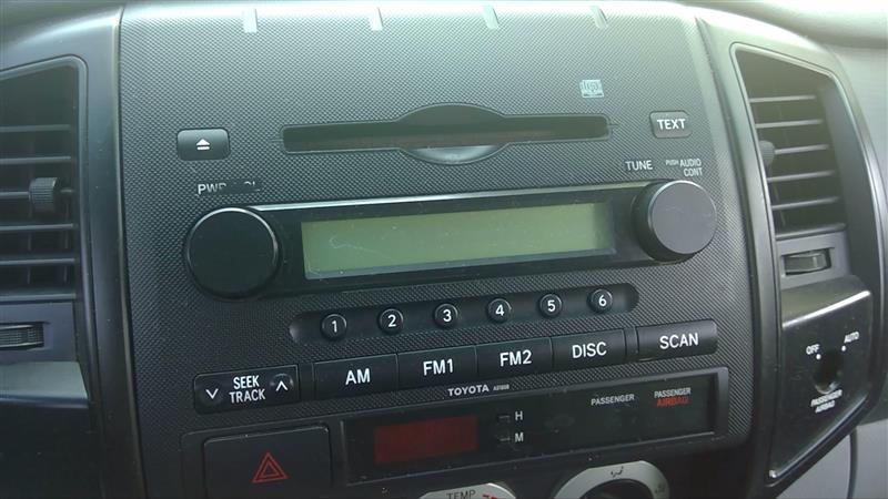 2006 TOYOTA TACOMA  05-06 Receiver (with CD) ID A51808 On Radio Face (4 Speaker) Radio Audio