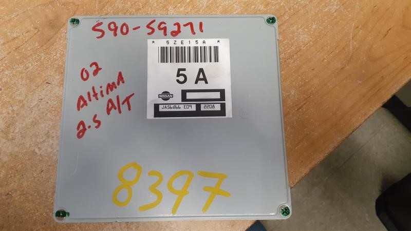 2002 NISSAN ALTIMA  02 Electronic Control Module; (behind Glove Box) 2.5L (4 Cylinder) AT W/cruise Control Engine Control Module