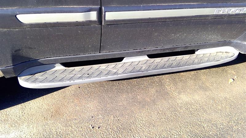 2003 GMC ENVOY Running Board