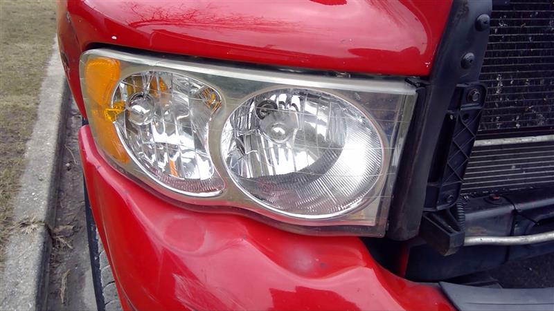 2002 DODGE DODGE 1500 PICKUP  02-05 R. Headlight Assembly