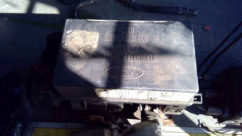 2007 FORD FORD E350 VAN  05-08 6.0L (diesel) Fuse Box Engine