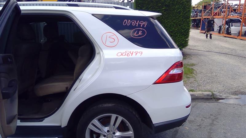 2015 MERCEDES-BENZ MERCEDES ML-CLASS  15 166 Type; ML400 L. Quarter Panel Assembly