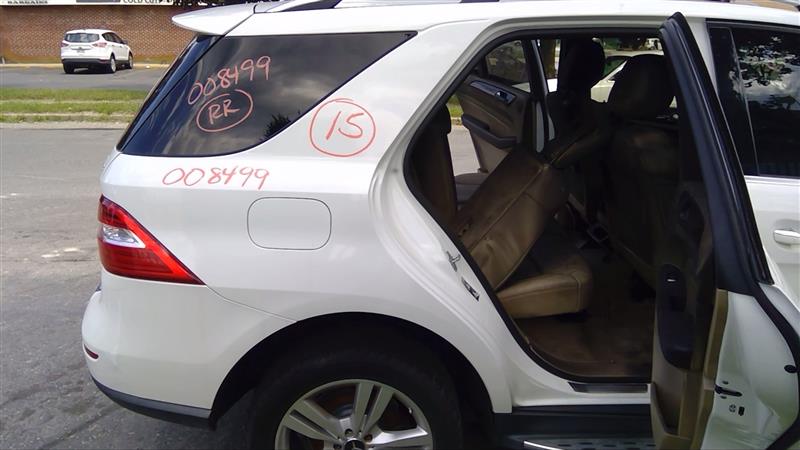 2015 MERCEDES-BENZ MERCEDES ML-CLASS  15 166 Type; ML400 R. Quarter Panel Assembly