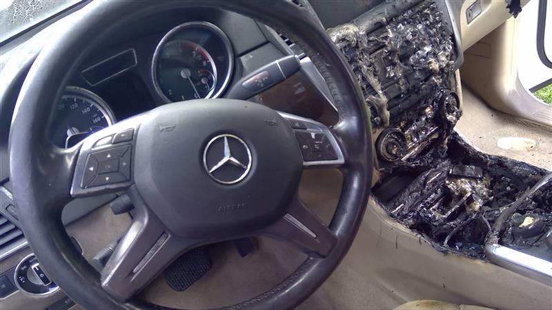 2015 MERCEDES-BENZ MERCEDES ML-CLASS  15 166 Type Column Shift; ML63 (memory Package) W/o Adaptive Cruise; W/heated Steering Wheel Steering Column