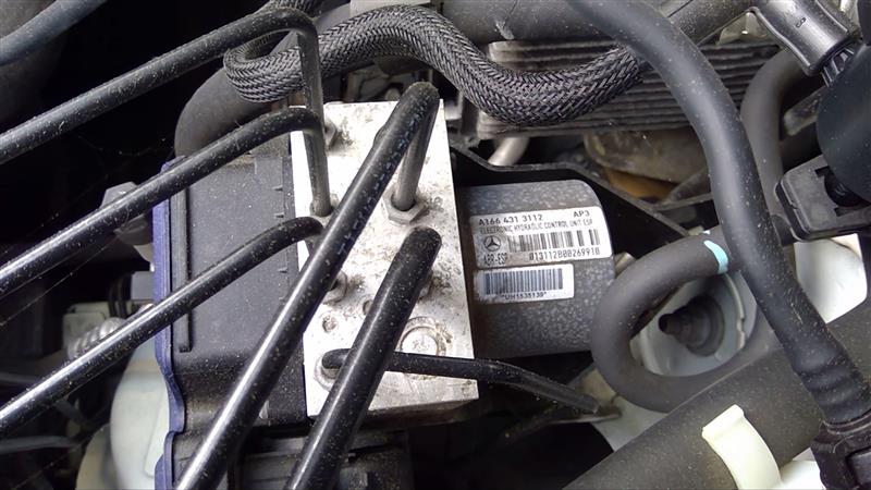 2015 MERCEDES-BENZ MERCEDES ML-CLASS  15 166 Type; ML400 W/o Adaptive Cruise Anti Lock Brake Parts