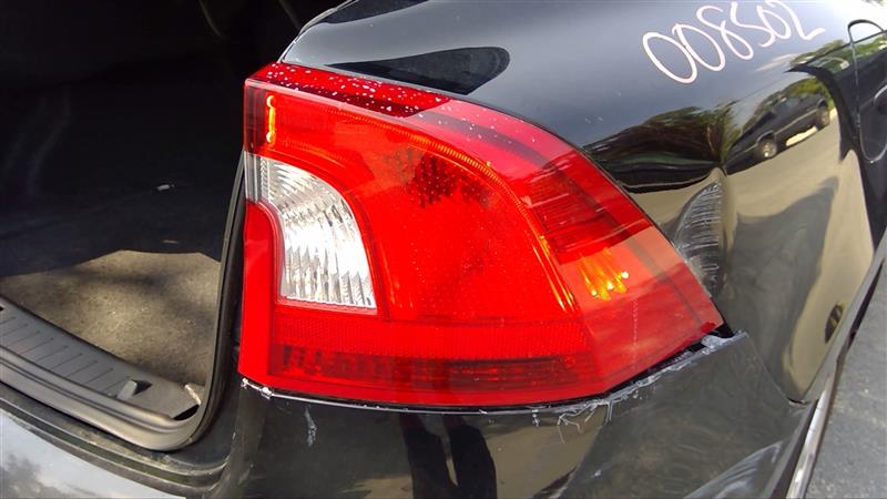 VOLVO 60 SERIES 2011-2013 S60, quarter panel mounted, R. Taillight