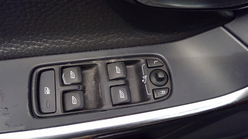 VOLVO 60 SERIES 2011-2013 Driver\'s XC60, mirror and window, w/power folding mirror, manual child locks Front Door Switch