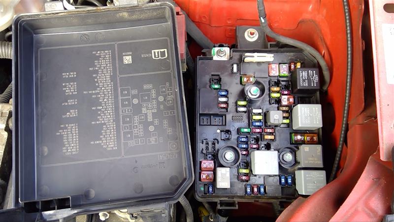 2016 CHEVROLET TRAX  16 Fuse Box Engine