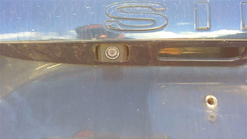 2012 TOYOTA SIENNA  11-12 Rear (camera Liftgate Mounted) W/o Navigation; 6 Speaker Radio Camera Projector