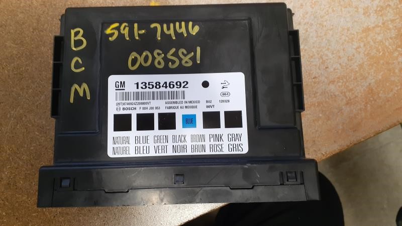 2012 CADILLAC SRX  12 Body Control (BCM); (LH Dash) ID 13580696 Chassis Control Module
