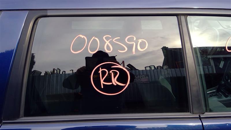2006 SUBARU FORESTER  03-08 R. Door Glass Rear