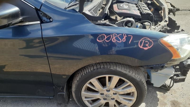 2013 NISSAN SENTRA  13-15 SV R. Fender