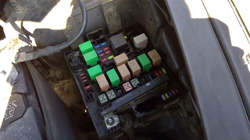 2013 HYUNDAI TUCSON  11-13 (engine Compartment) 2.4L Fuse Box Engine