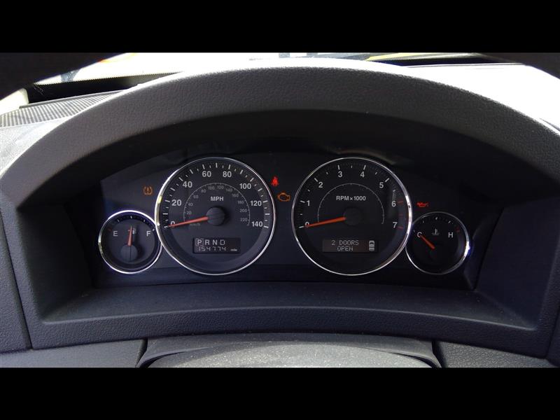 JEEP COMMANDER 2009-2010 (cluster), Sport model, 3.7L, MPH Speedometer ...