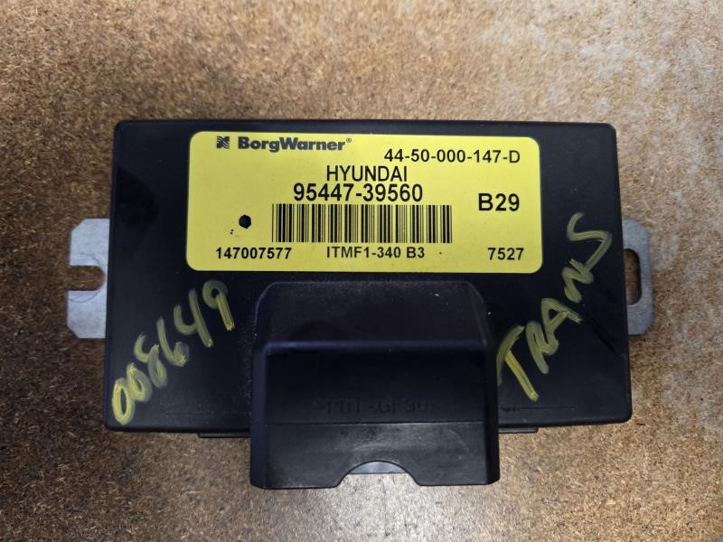 2007 HYUNDAI SANTA FE  07-08 Transmission; (RH Under Dash) W/electronic Stability Control (opt 5894A1) Chassis Control Module