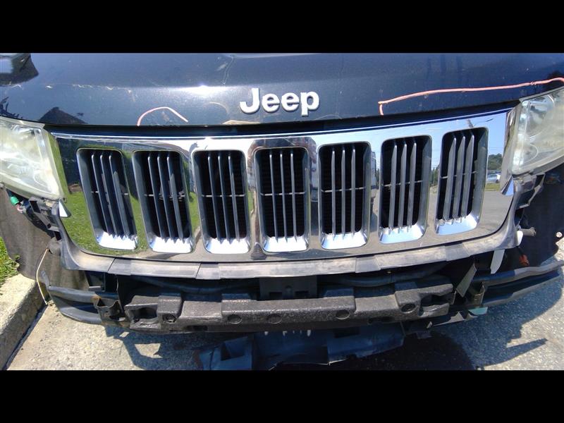 2013 JEEP GRAND CHEROKEE  13 Limited (VIN B 7th Digit) Upper (chrome With Vertical Accent Bars) Grille