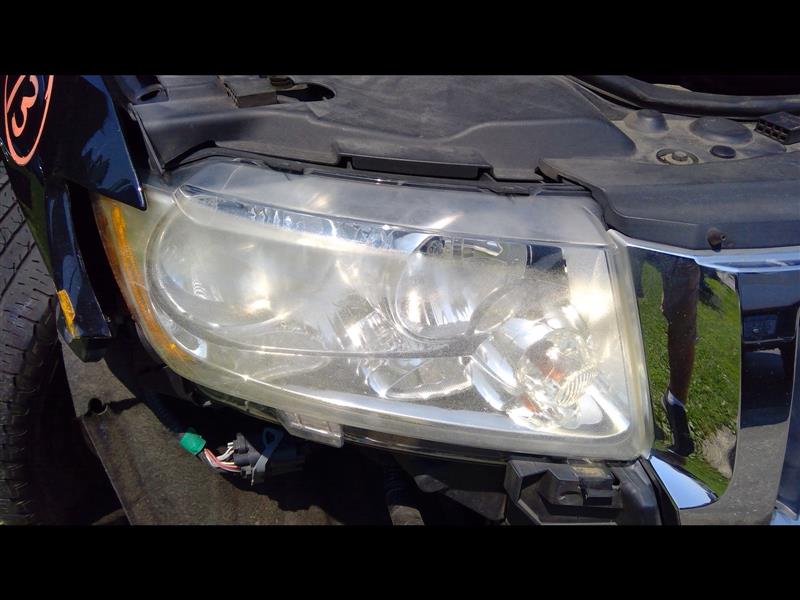 2013 JEEP GRAND CHEROKEE  13 Halogen (Laredo) R. Headlight Assembly