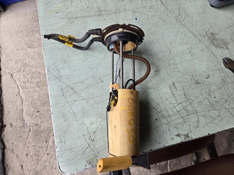 2003 CHEVROLET S10/S15/SONOMA  02-03 Pump Assembly; 4.3L Exc. Crew Cab; W/o Flex Fuel Fuel Pump