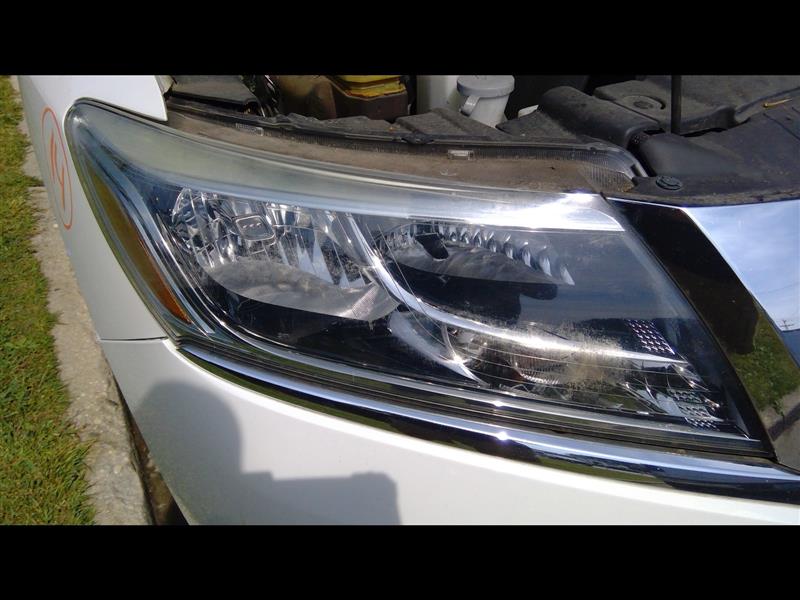 NISSAN PATHFINDER 2013-2016 R. Headlight Assembly