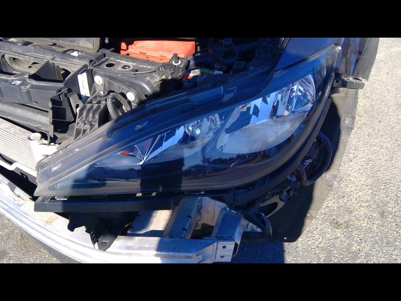 PLYMOUTH VOYAGER 2020 (halogen), L. Headlight Assembly