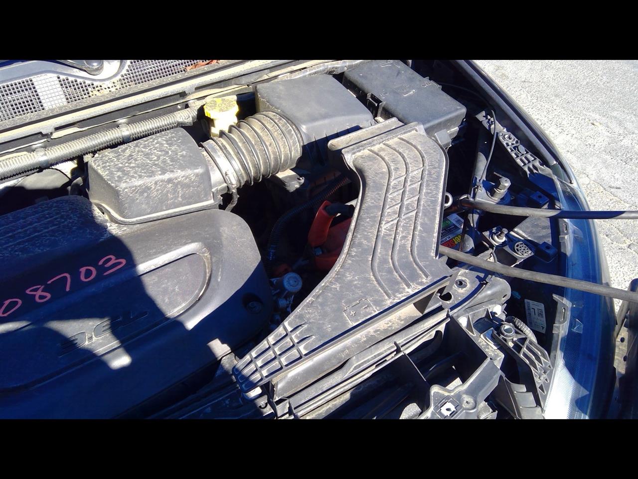 2020 PLYMOUTH VOYAGER  21 Air Cleaner