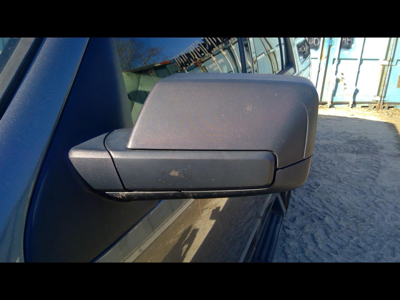 2012 FORD EXPEDITION  17 (power) Manual Folding (black Moulded In Color) W/o Turn Signal; L. Side View Mirror