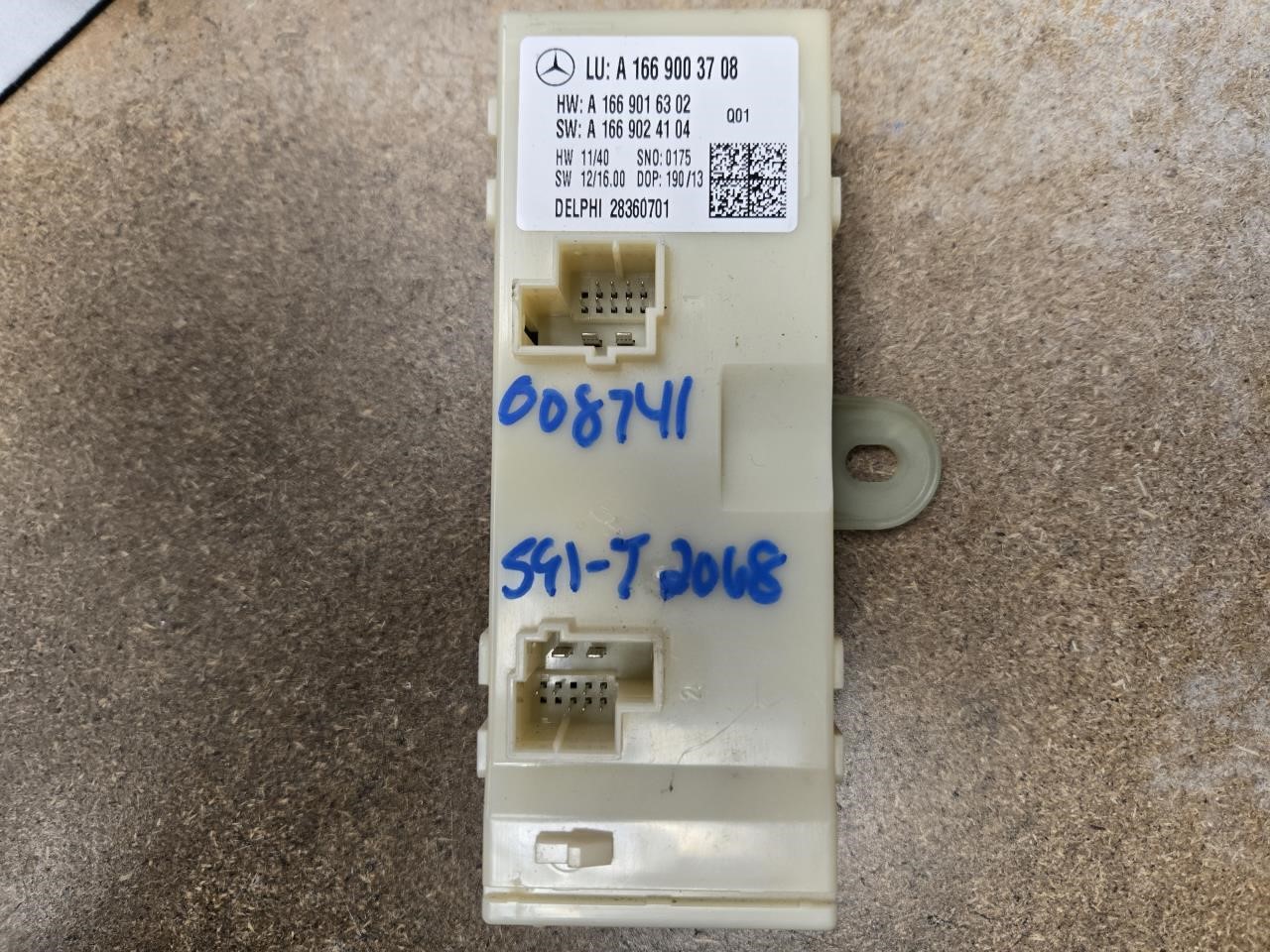 2014 MERCEDES-BENZ MERCEDES GL-CLASS  13-16 166 Type Door; GL63 Liftgate Chassis Control Module