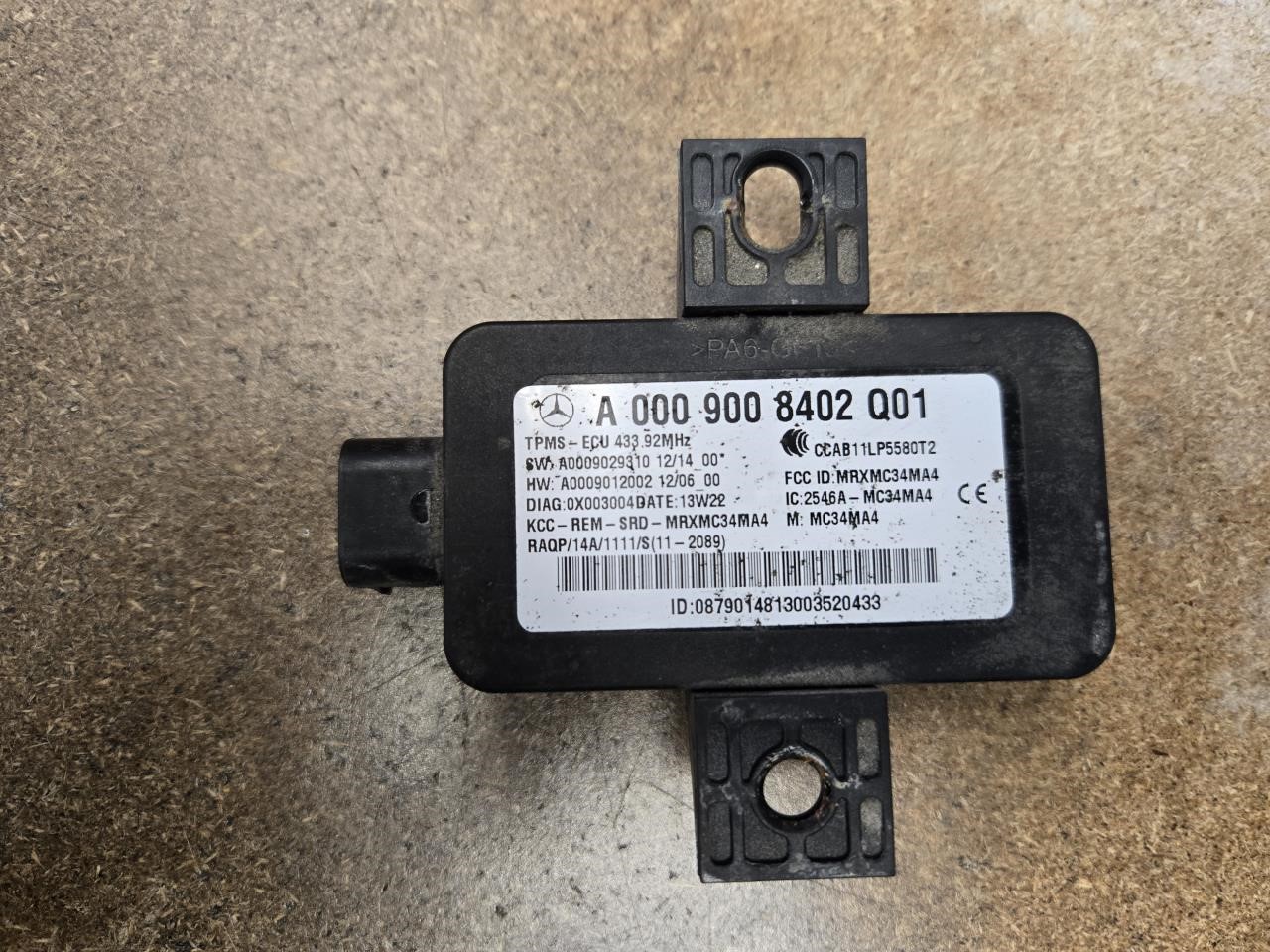 2014 MERCEDES-BENZ MERCEDES GL-CLASS  14-16 166 Type Suspension; GL63 Tire Pressure Chassis Control Module