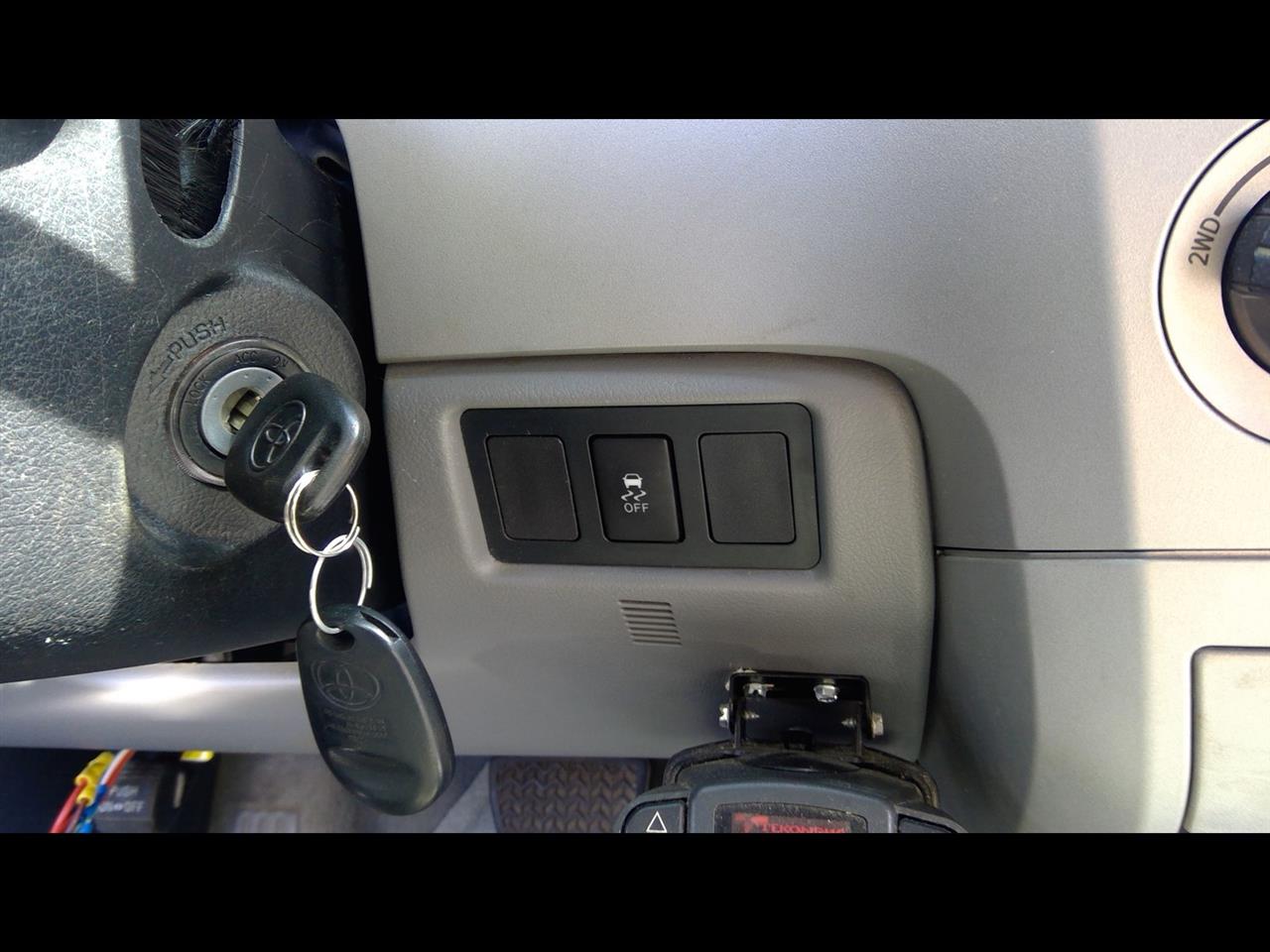 2008 TOYOTA TUNDRA Dash Interior Seat Switch