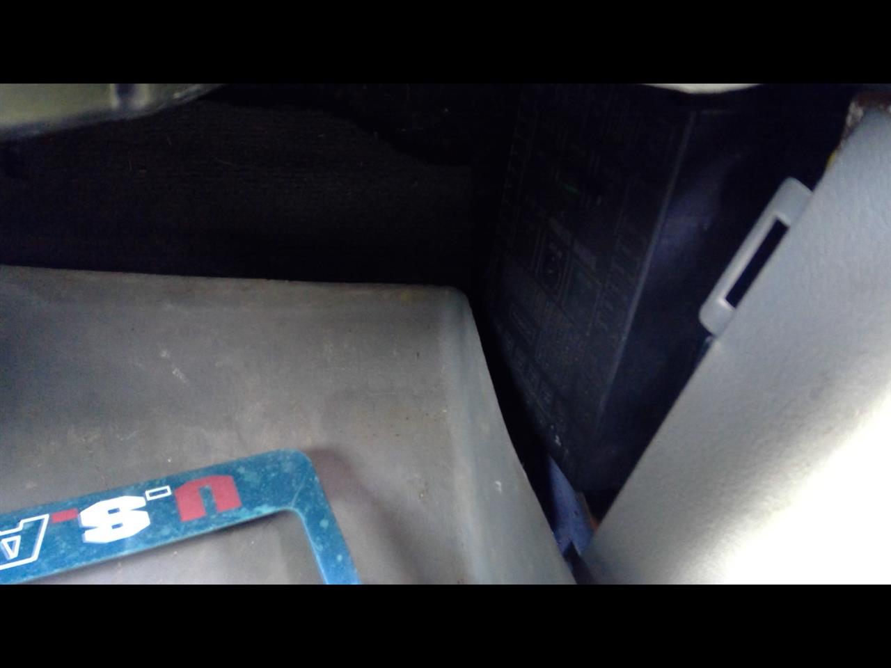 2007 FORD FORD F150 PICKUP  07 (RH Kick Panel) ID 7L3T-14A067-AA Fuse Box Engine