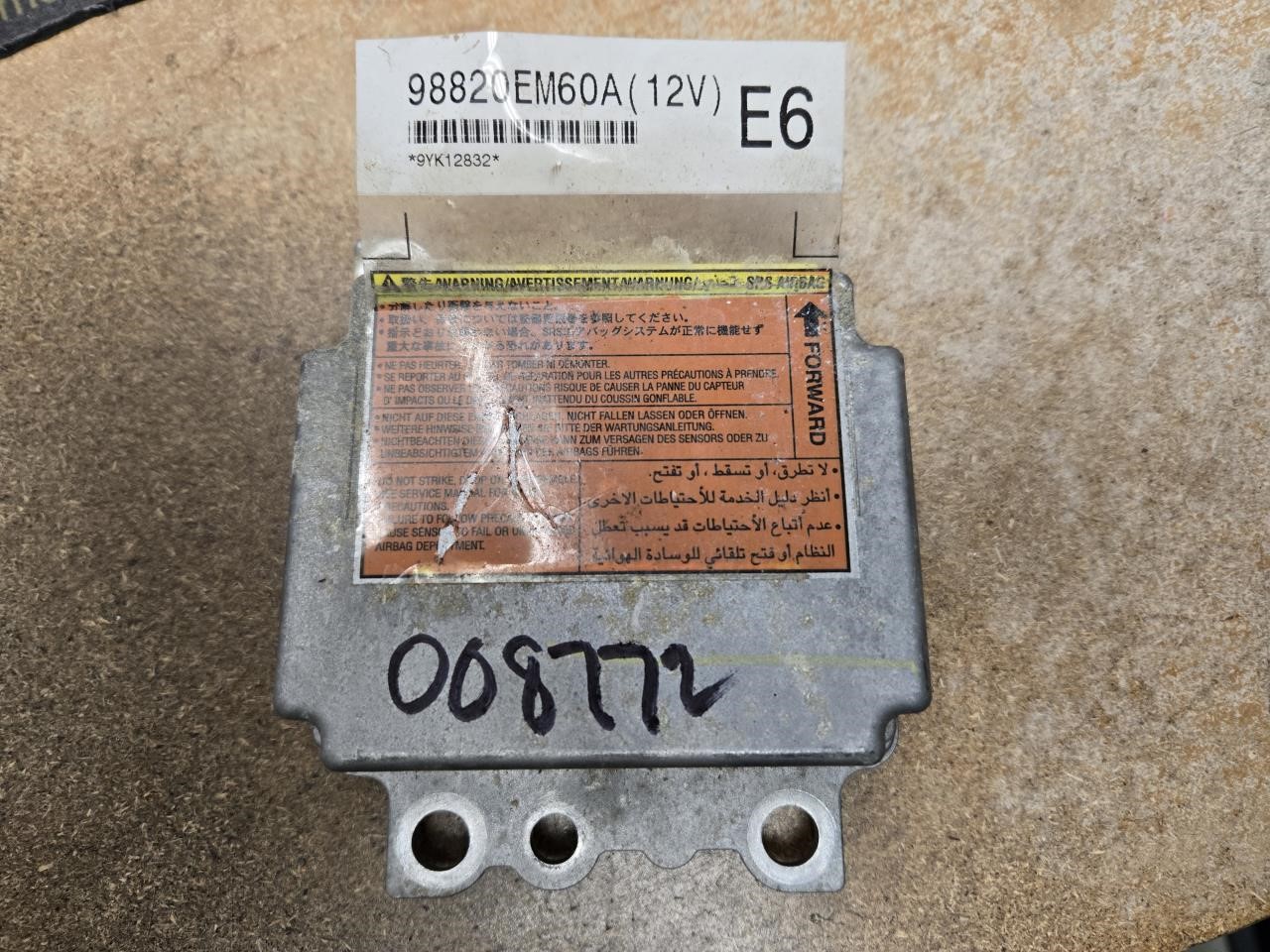 2010 NISSAN VERSA  12 Air Bag; (under Console) Htbk Thru 12/11 Chassis Control Module
