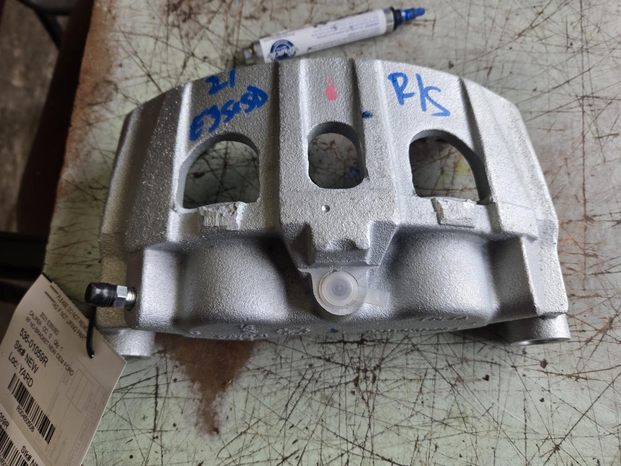 2021 FORD FORD E350 VAN  17-19 Front R. Caliper