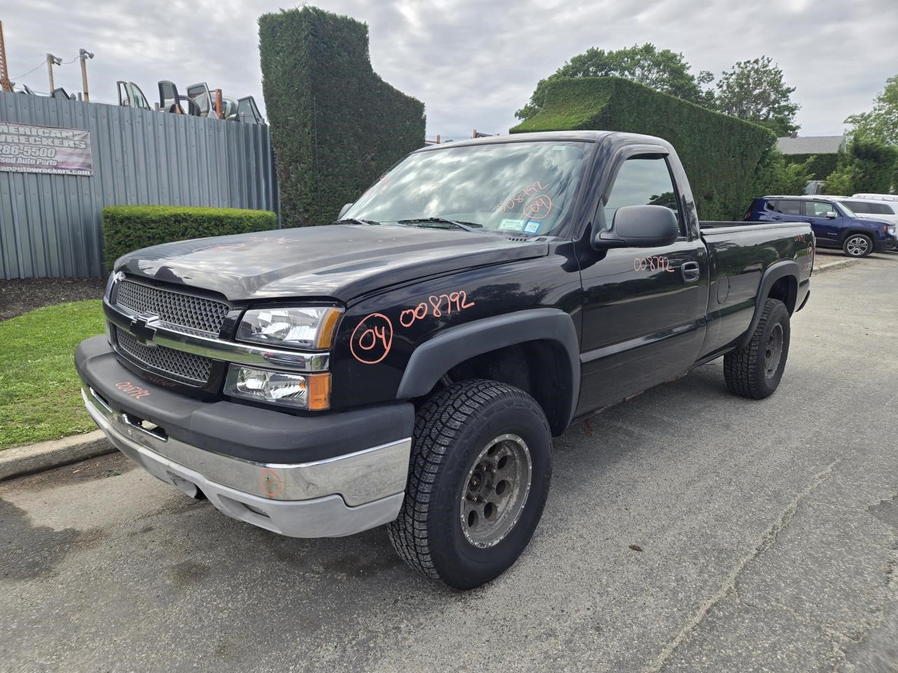 2004 CHEVROLET SILVERADO 1500 PICKUP  07 Pump Assembly; Classic Style (creased Door Skin) 6.0L 8' Box Fuel Pump