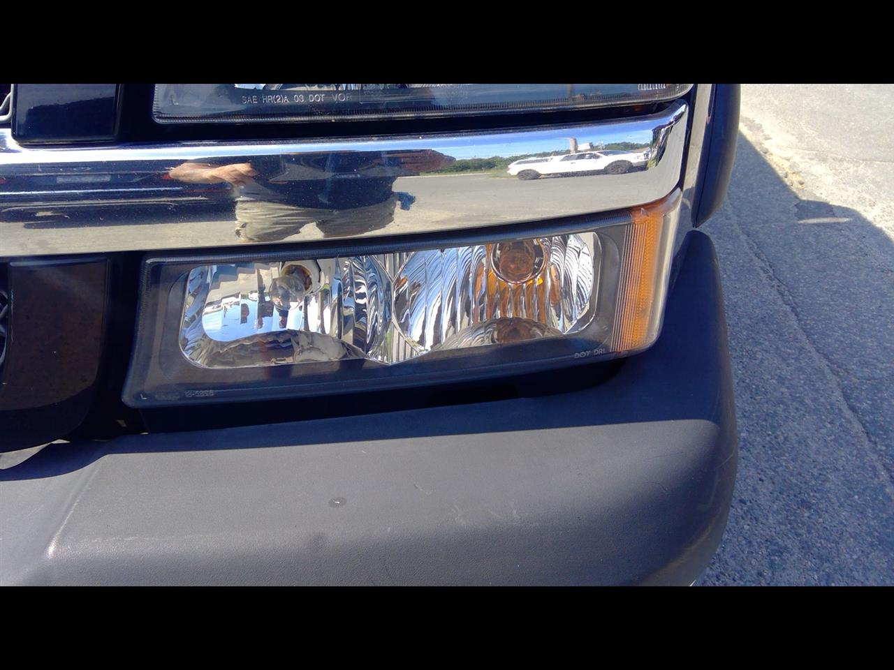 2004 CHEVROLET SILVERADO 1500 PICKUP  07 Park Lamp-Turn Signal; Classic Style (creased Door Skin) (below Headlamps) L. Front Lamp